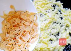 Illustration of how to make vegetarian three fresh dumplings 6