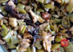 Illustration of how to stew beans and noodles 2