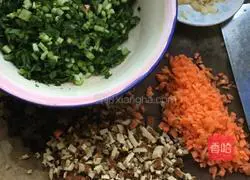 Illustration of how to make large steamed buns with vegetarian filling 3