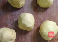 Illustration of how to make steamed pumpkin cake 6