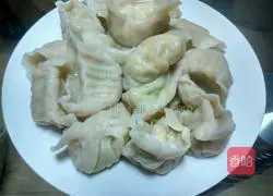 Illustration of how to make zucchini and egg dumplings 17