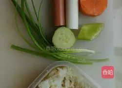 Illustration of how to make fried rice with scallion oil 1