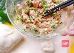 Illustration of how to make soup dumplings 8