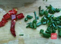 Illustration of how to make noodles 3