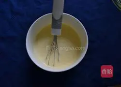 Blueberry Yogurt Muffins Recipe Illustration 4