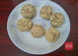 Illustration of how to make buckwheat buns 5