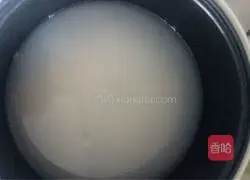 Home-style braised sausages Illustration of how to make rice 4