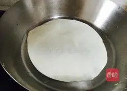 Illustration of egg-filled pancakes 10