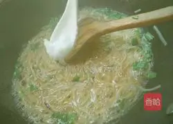 Illustration of how to make baby noodles 8
