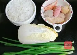 Illustration of how to make fried rice with baby cabbage and meatballs 1