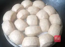 Illustration of how to make red bean milk-flavored steamed buns 15