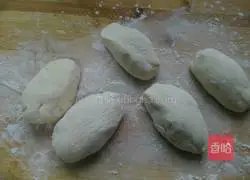 Illustration of how to make pork stuffed layer cake 7