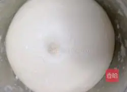 Illustration of how to make red bamboo shoot buns 9