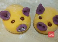 How to make piggy steamed buns Illustration 3