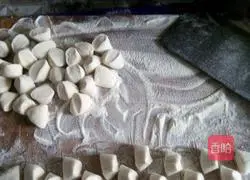 Illustration of how to make fennel dumplings 7