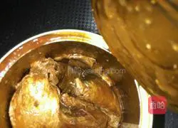 Illustration of how to make sardines, fungus, ham and fried rice 1