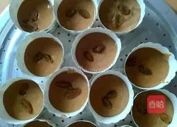 Illustration of how to make happy steamed buns 4