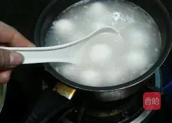 Illustration of how to make glutinous rice balls with distiller's grains 6