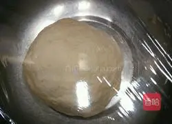 Illustration of how to make corn meat buns 3