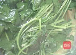 Illustration of how to make spinach stuffed dumplings 4