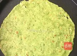 Illustration of how to make shredded potato and spinach pancakes 5