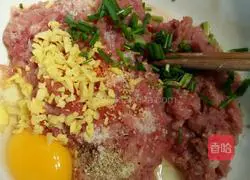 Illustration of how to make corn meat buns 4