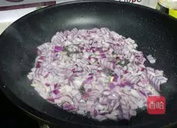 Illustration of how to make minced pork and ham fried rice 6