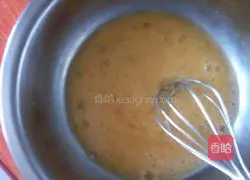 Illustration of how to make egg fried rice 1