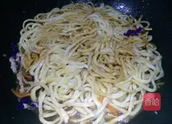 Illustration of how to make fried noodles 9