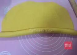 Illustration of how to make pumpkin steamed buns 8