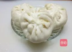 Illustration of how to make lean meat buns 10