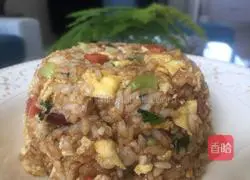 Illustration of how to make egg fried rice 16