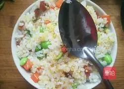 Illustration of how to make assorted stir-fried rice 9