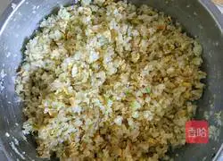 Illustration of how to make cabbage, vermicelli and egg dumplings 2