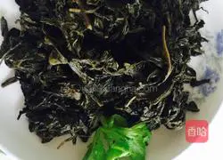 Illustration of how to make sesame leaf noodles 2