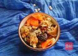 Illustration of how to make braised rice with mushrooms and chicken 11