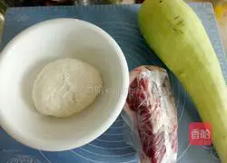 Illustration of how to make mutton pot stickers and dumplings 1