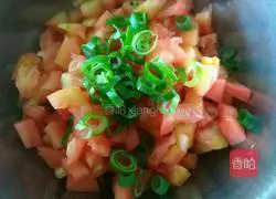 Illustration of how to make tomato and egg dumplings 10