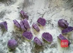 Purple Sweet Potato Rice Balls Recipe Illustration 3