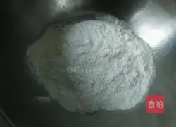 Illustration of how to make spinach juice pancakes 2