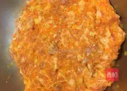 Illustration of how to make hamburger patties 7