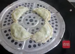 Illustration of how to make dumplings stuffed with cabbage stuffing 9