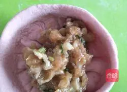 Illustration of how to make gourd buns 22