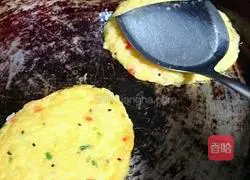 Illustration of how to make fried egg rice cake 8