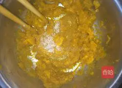 Illustration of how to make pumpkin pie with red bean filling 2