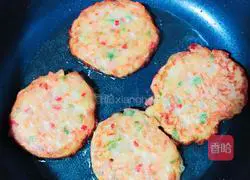 Illustration of how to make pan-fried potato pancakes 5