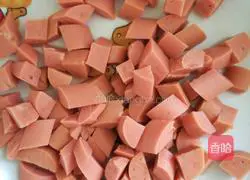 Illustration of how to make colorful egg fried rice 3