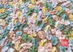 Illustration of how to make colorful noodles 5