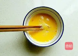 Illustration of how to make egg fried rice 2