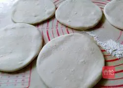 Illustration of how to make dough puff cakes 6